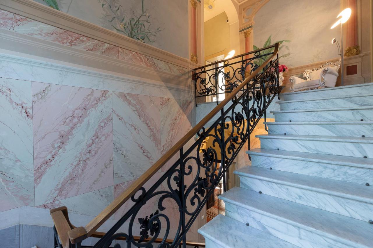 Luxury Liberty House Guest house