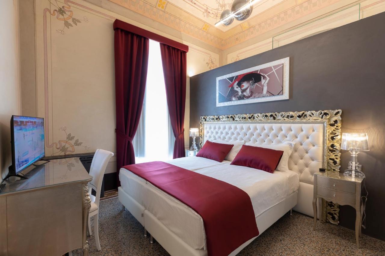 Guest house Luxury Liberty House *