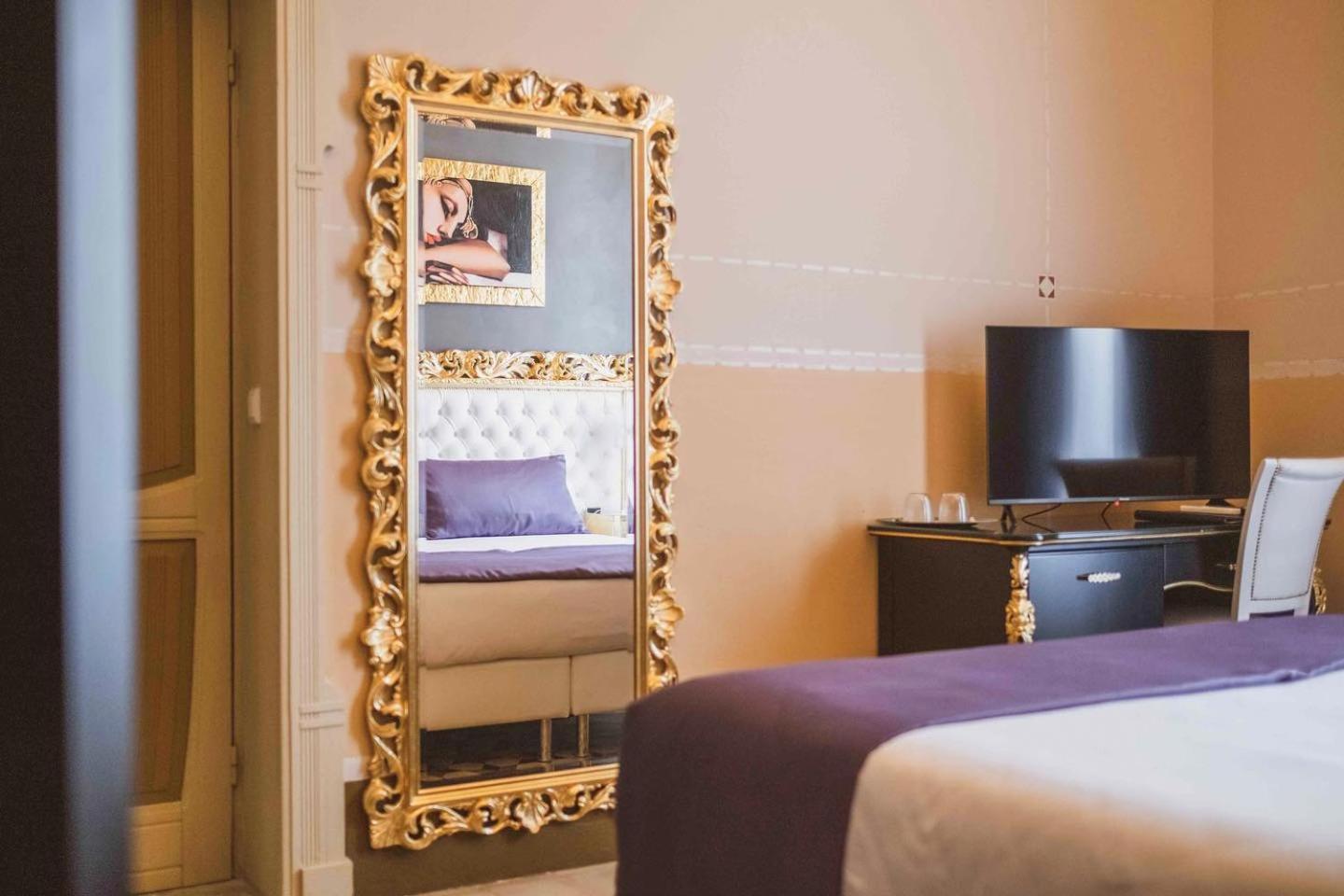 Luxury Liberty House Guest house